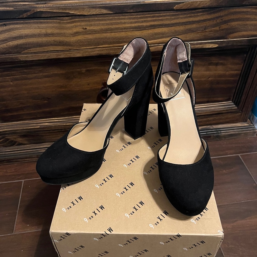 Kaari Blue Dress Shoes